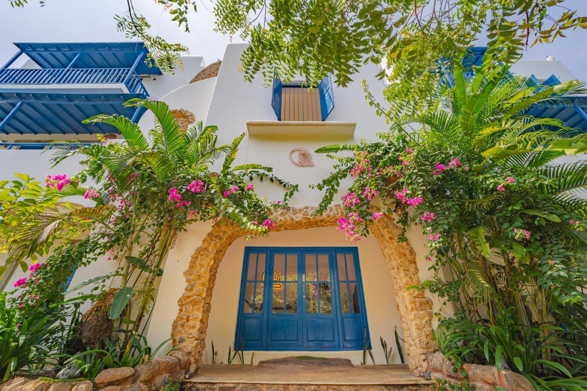 Conch Resort Luxury Private Pool Suites Puduccseri Kültér fotó